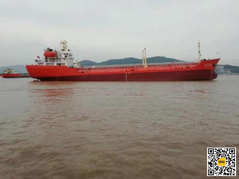 出售3388吨油船  香港-2.jpg