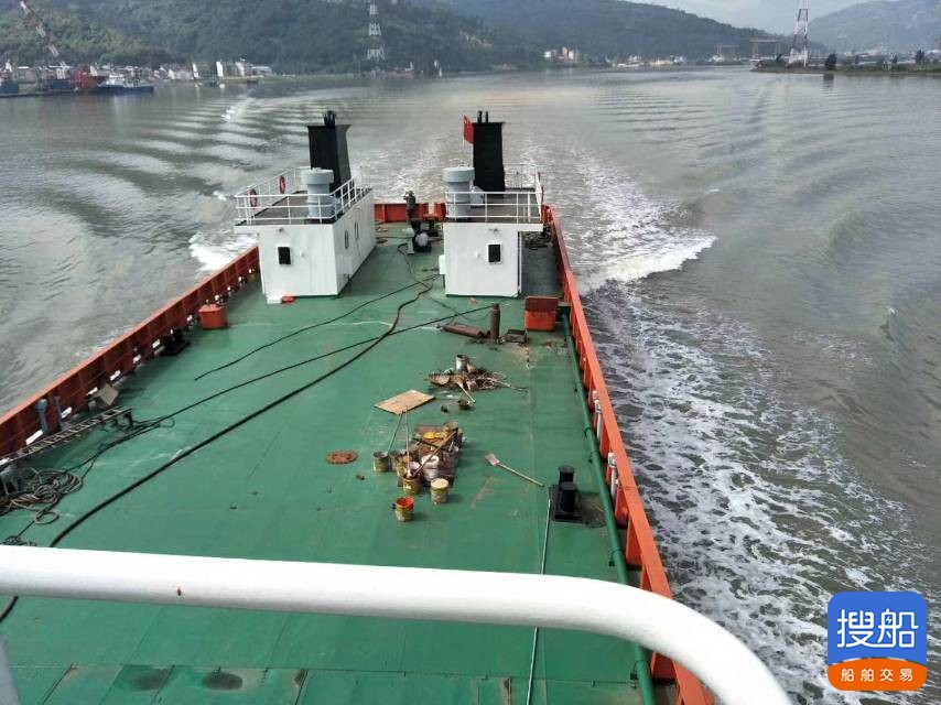 出售1600吨海上变形金钢 福建 宁德市-2.jpg