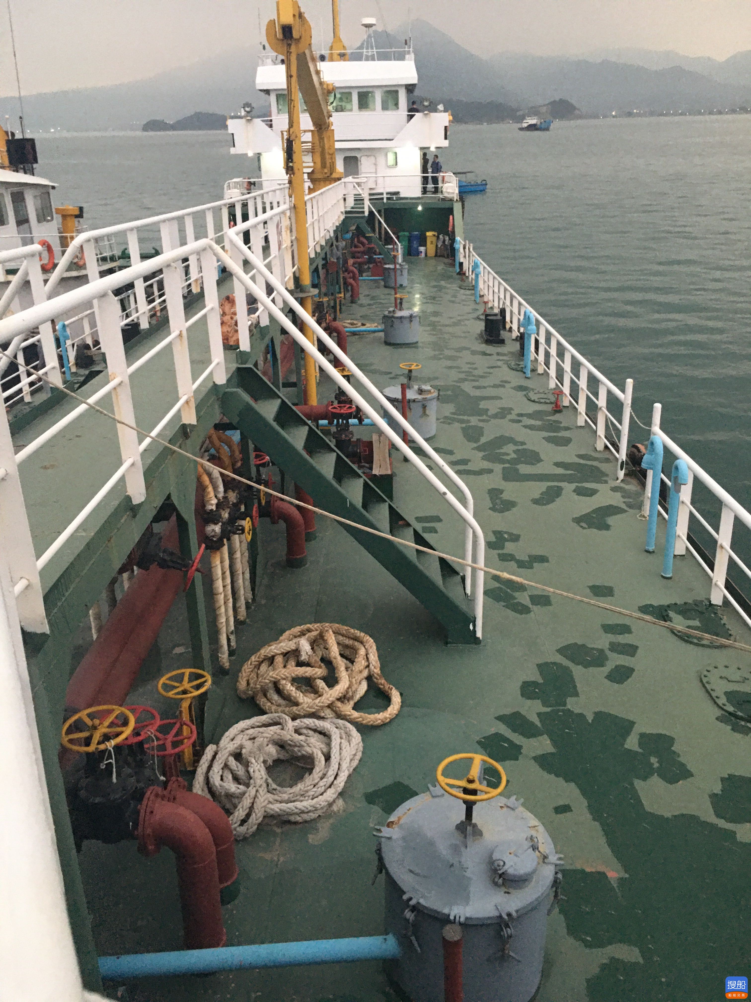 售1.6万吨原油船  香港-2.jpg