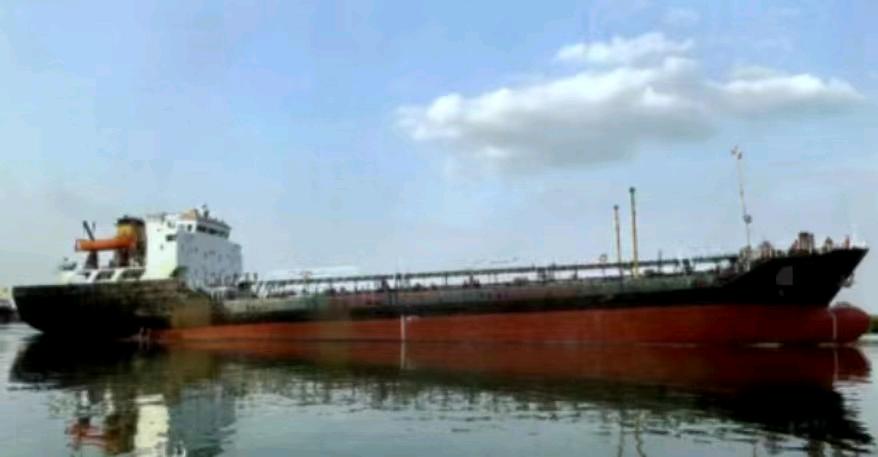 出售2200吨一级油船 福建 福州市-2.jpg