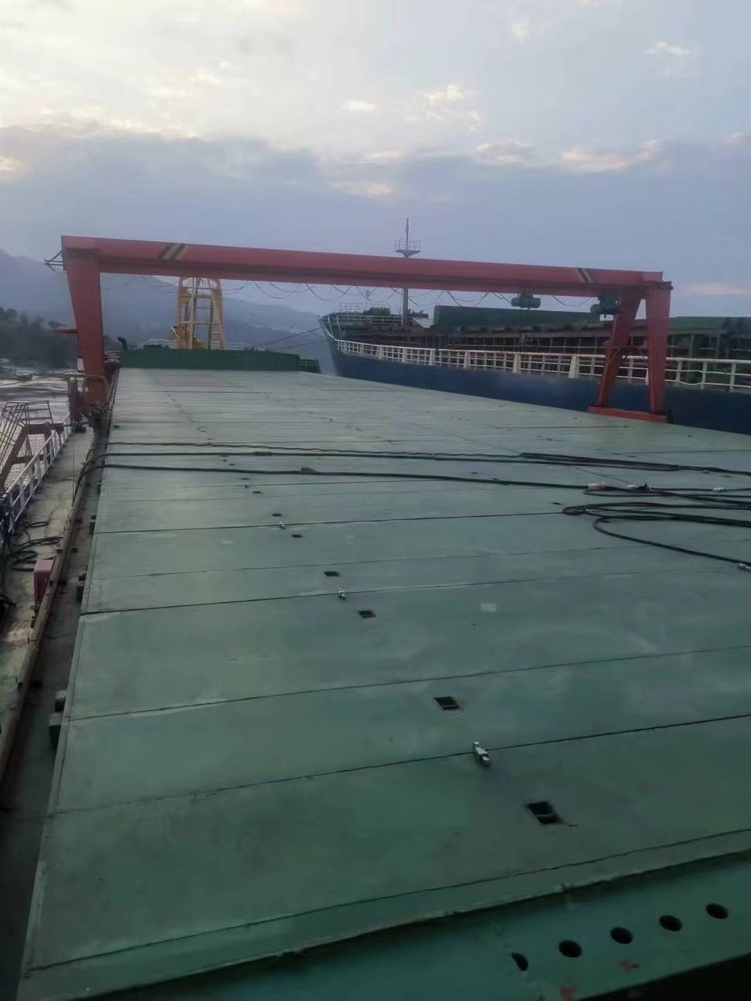 出售6600吨 自卸砂船  香港-2.jpg