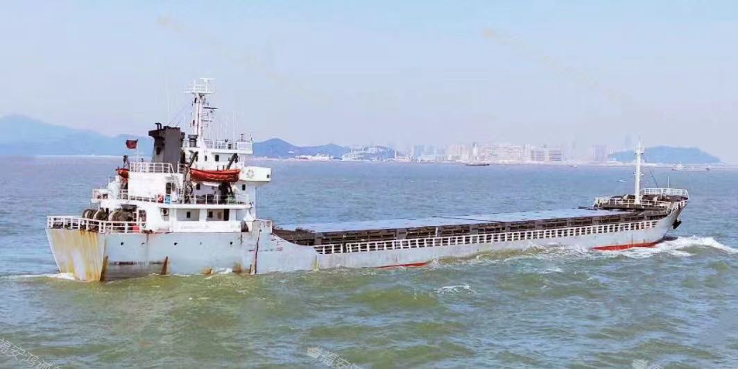 出售：2007年5000吨多用途集装箱船，双底双壳结构/ 福建 宁德市-2.jpg