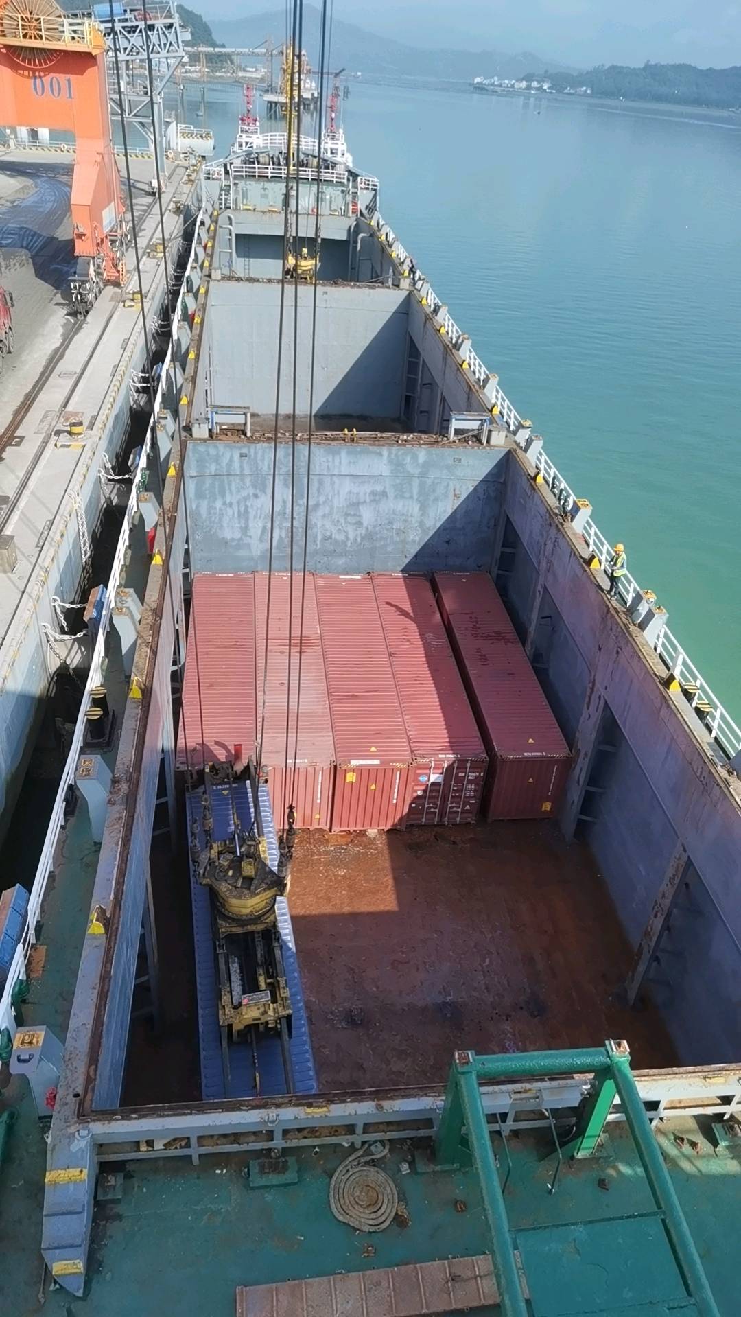 出售6700吨集装箱船 福建 福州市-2.jpg