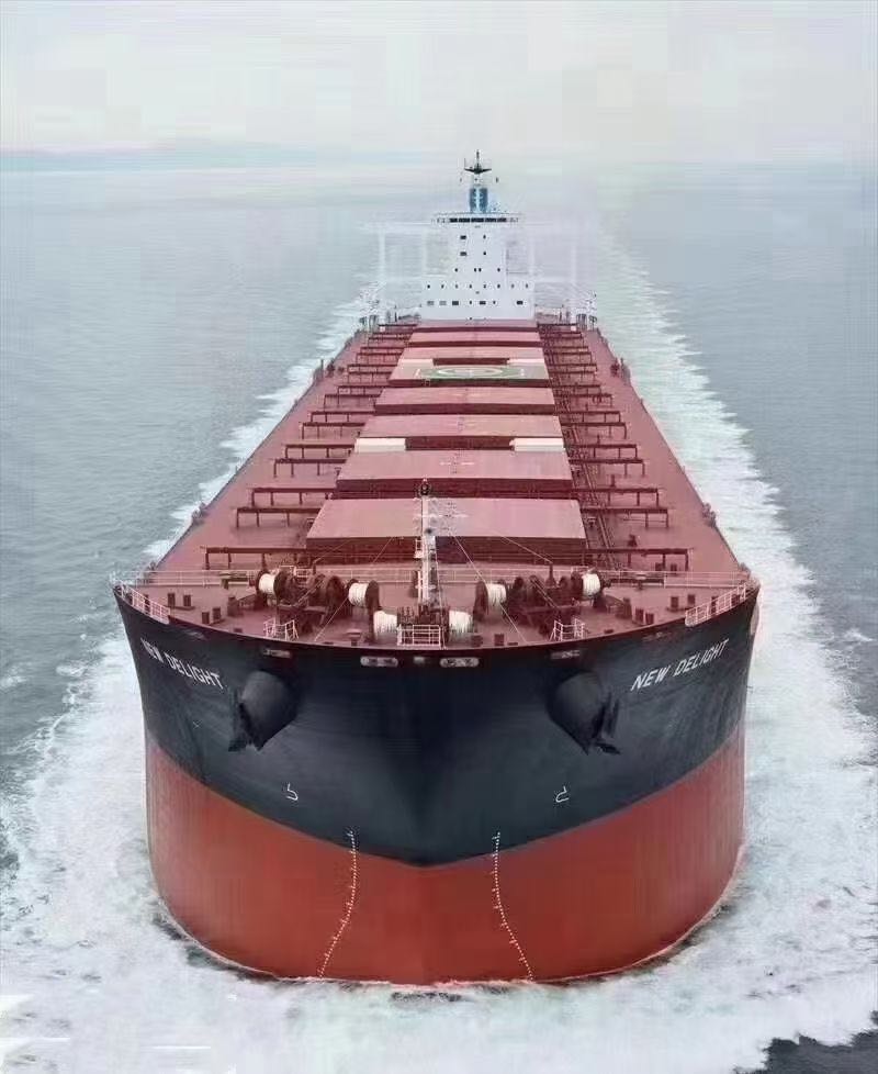 出售：10600吨在航多用途集装箱船CCS 总装载标箱：492TEU• 舱内：240TEU•     -2.jpg
