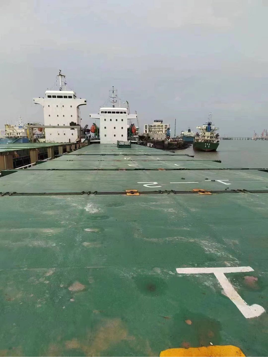 出售7250吨集装箱船，2009年造ccs检验。  香港-2.jpg