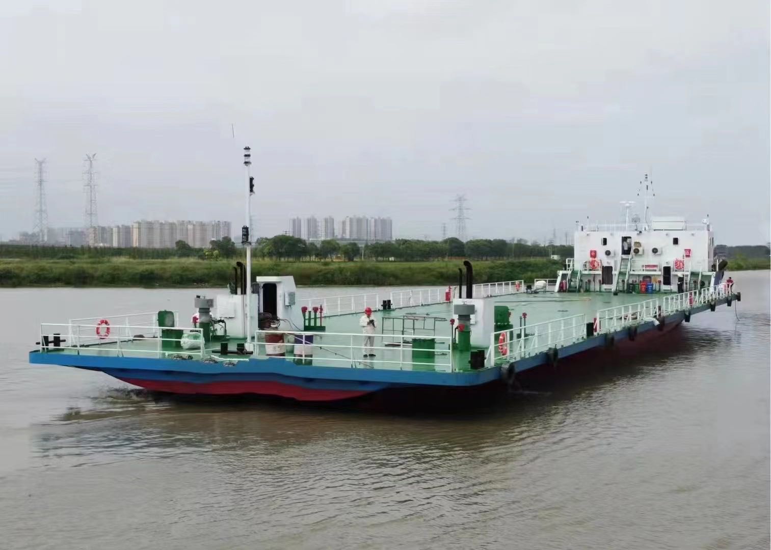 急售前驾驶740吨甲板驳船，  香港-2.jpg