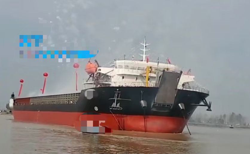 出售26000吨无限航区甲板船  香港-2.jpg
