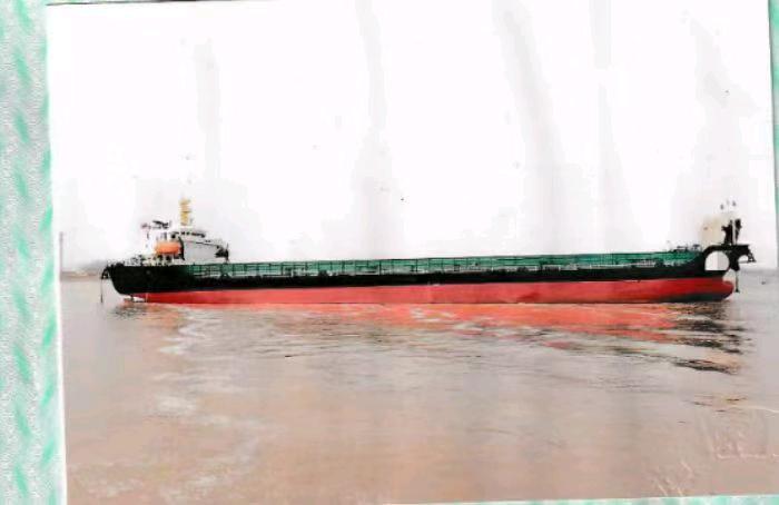 出租/售【后驾甲板驳】（12000吨） 近海航区后驾驶12000吨甲板驳 江苏 扬州市-2.jpg