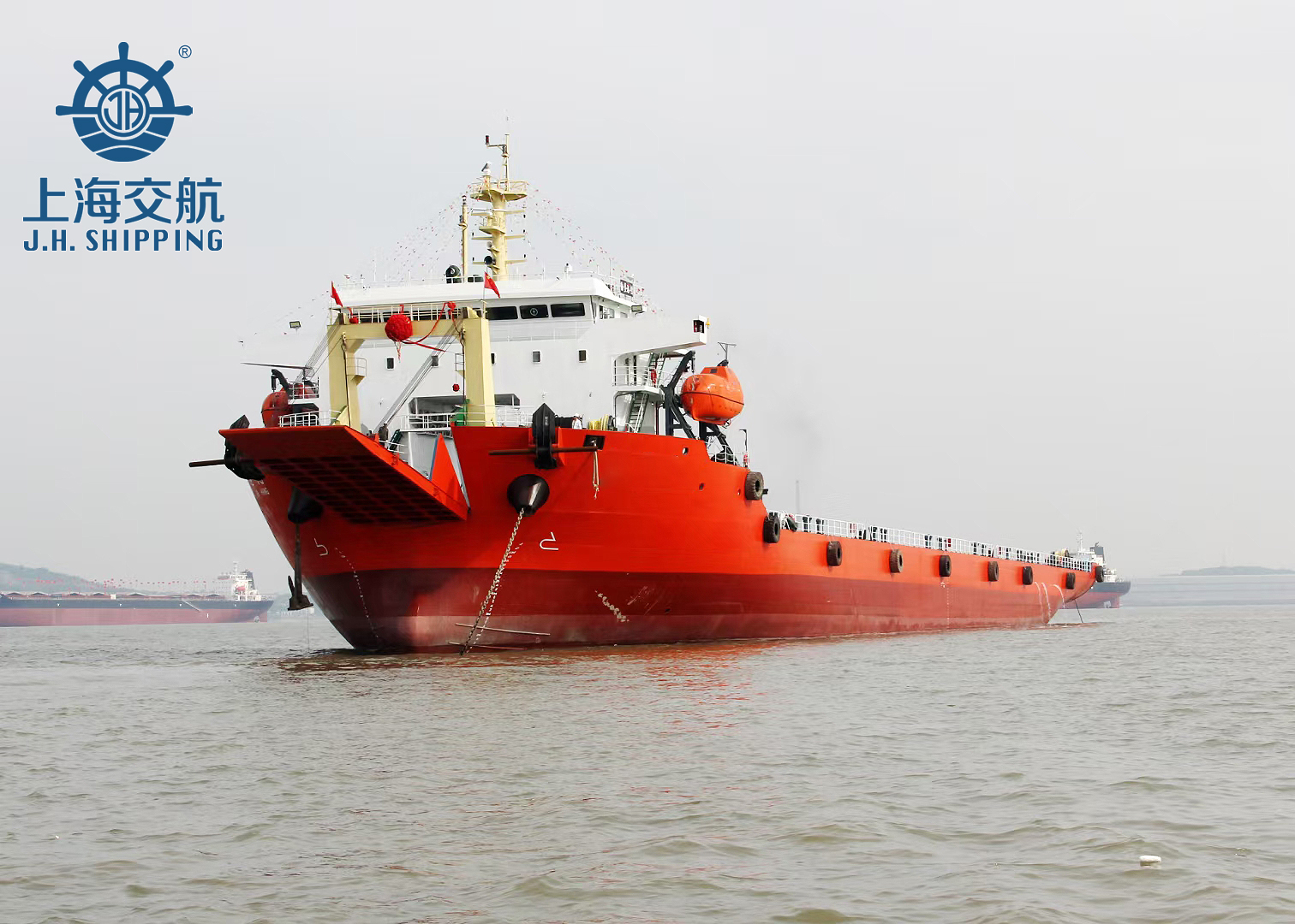 Z831【出售】28米12000吨前驾前跳板甲板船  上海-2.jpg