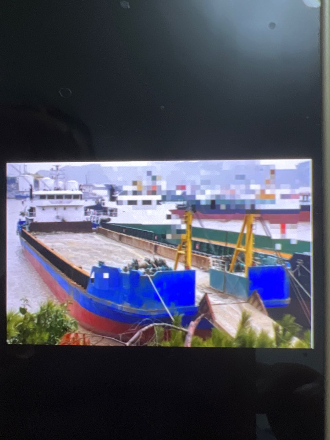 出售3600吨甲板货驳  香港-2.jpg