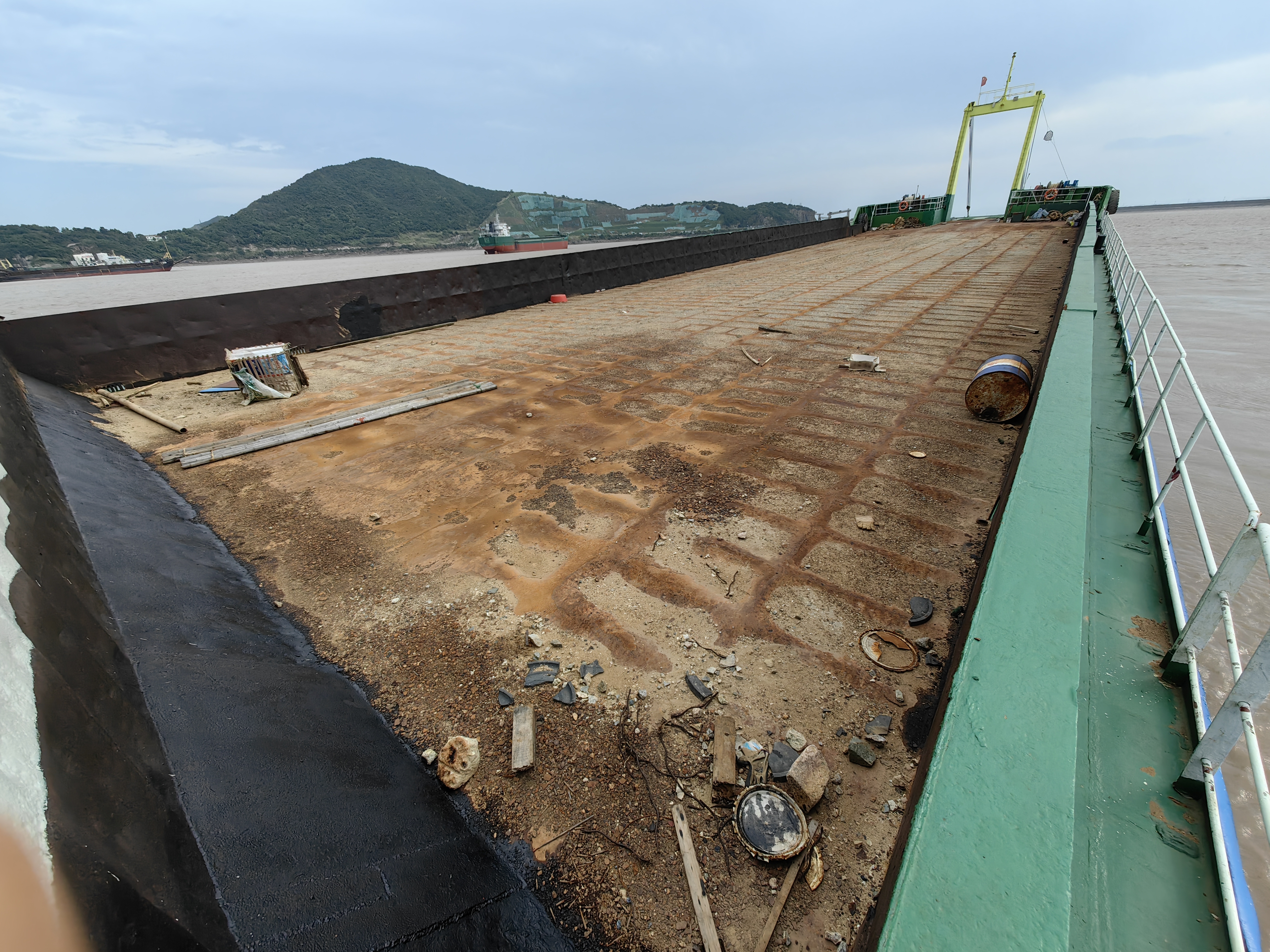 Z832【出售】16.2米1720吨后驾甲板船  上海-2.jpg