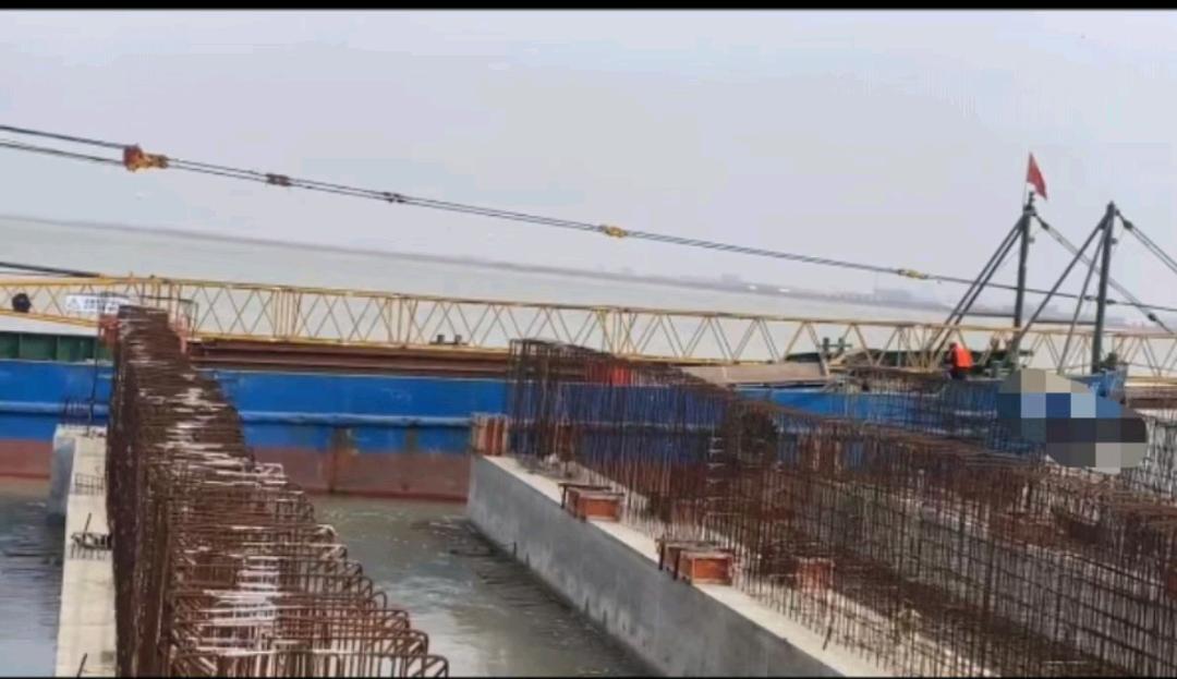 出售/出租2010年500总吨内后驾甲板驳 船舶类型：后驾甲板驳船 建造地：江苏 江苏 扬州-2.jpg