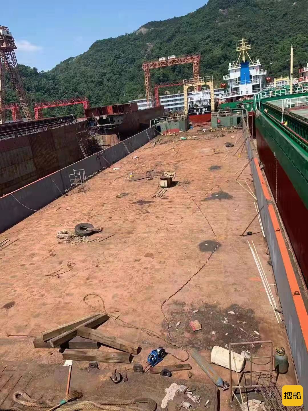 【船东直售】3000吨后驾甲板船  上海-2.jpg