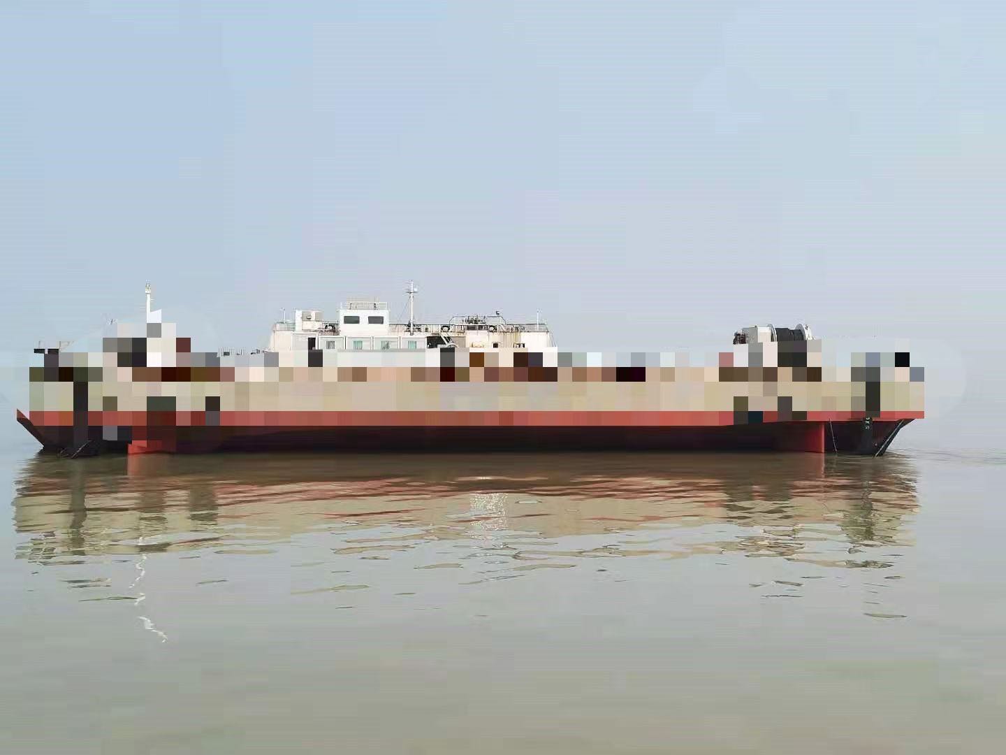 出售1万吨无动力甲板驳  香港-2.jpg