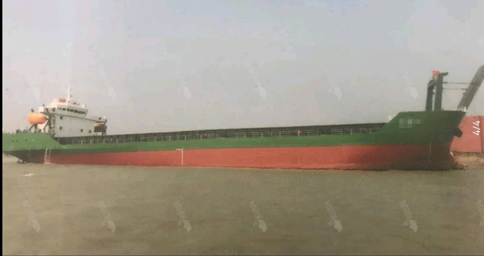 出售： 2015年造8400吨后驾驶甲板驳船 江苏 扬州市-2.jpg