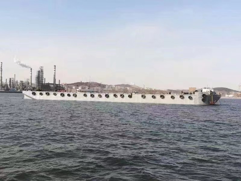 出售2006年造92米7000吨沿海非自航甲板货驳 广东 深圳市-2.jpg