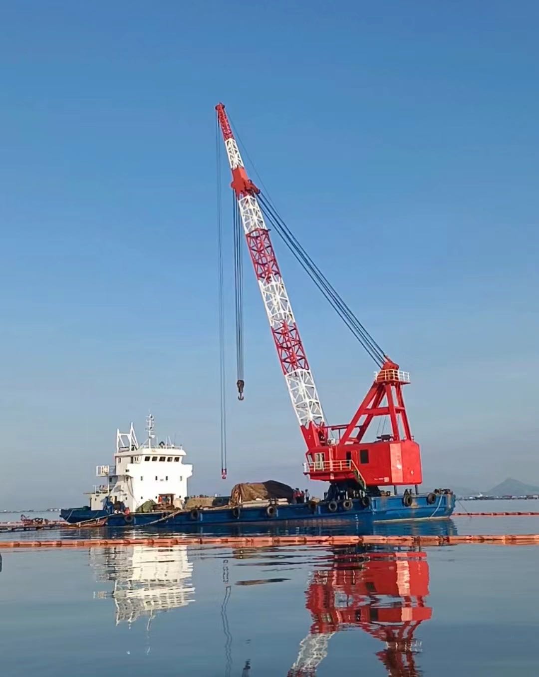 出售:100T起重船 建造完工:2007/2 福建 宁德市-2.jpg