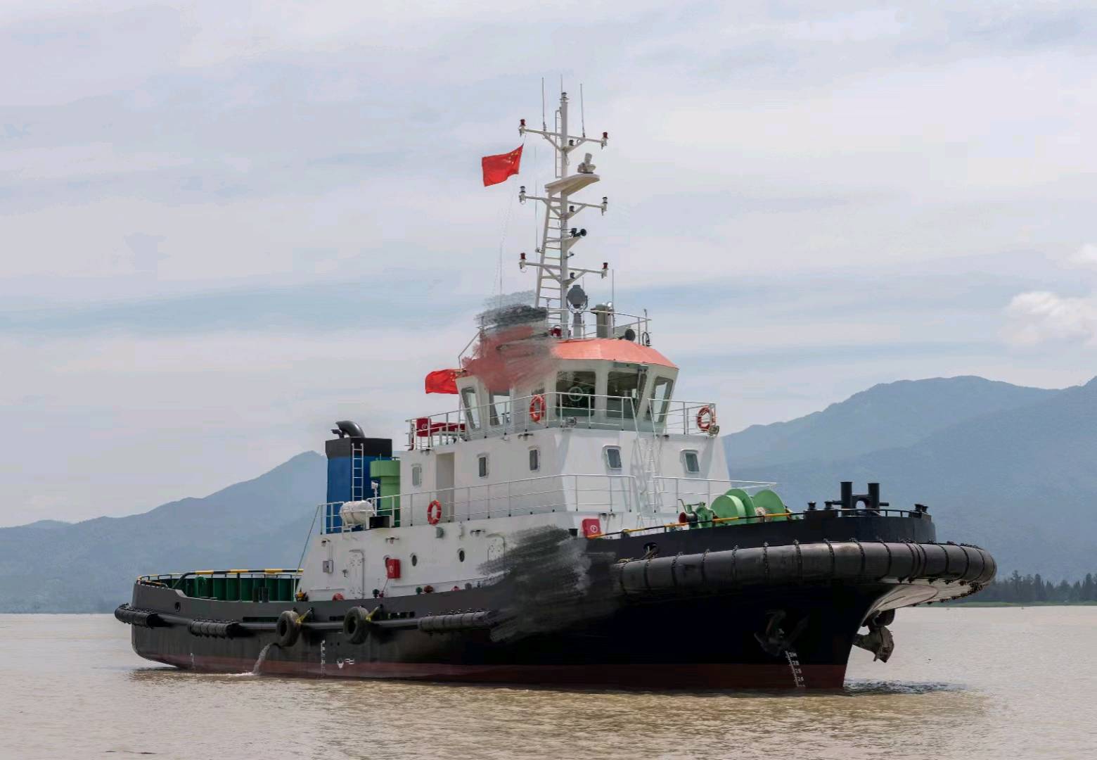 出售5000马力全回转拖轮Sell 5000BHPfull-slewing tug 福建 福州市-2.jpg