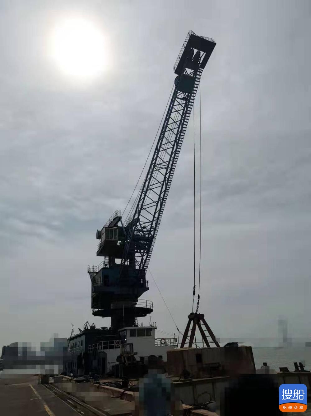 出售2015年造双160沿海过驳浮吊 广东 深圳市-2.jpg