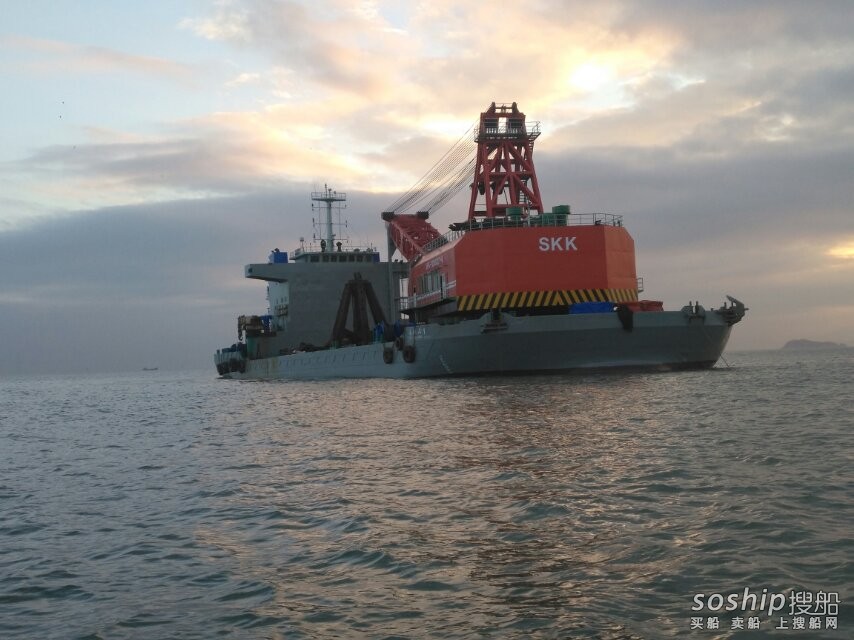 出售50立方自航抓斗挖泥船 福建 宁德市-2.jpg