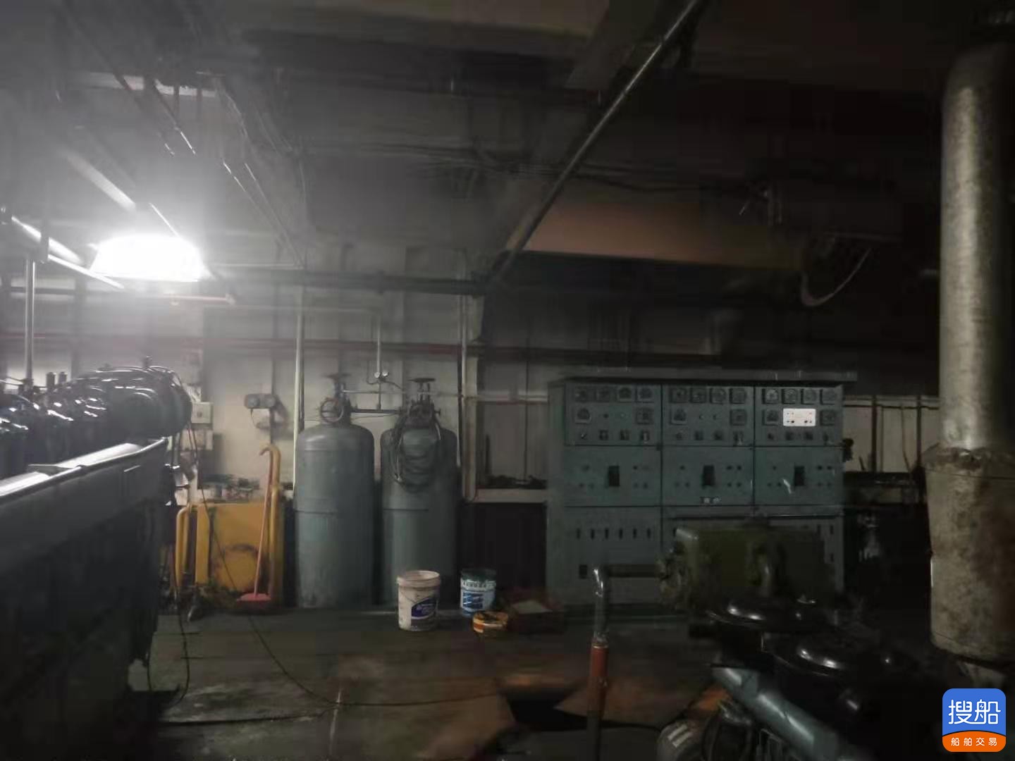 出售2007年造起吊300吨沿海起重船 广东 深圳市-4.jpg