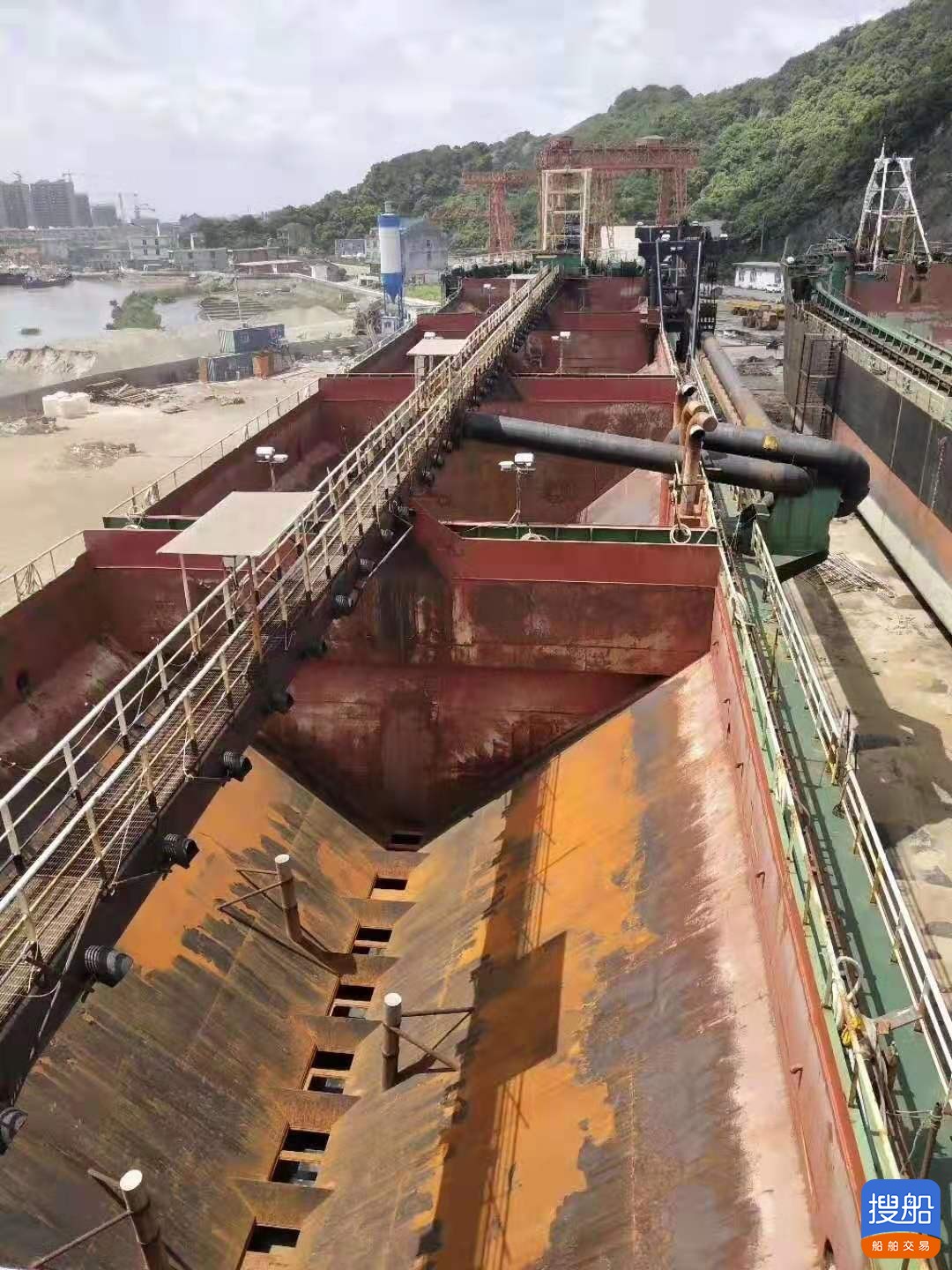 出售2016年造8936吨沿海自吸自卸沙船 广东 深圳市-3.jpg