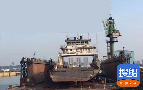 出售1990年造3100举力内河浮船坞 广东 深圳市-2.jpg