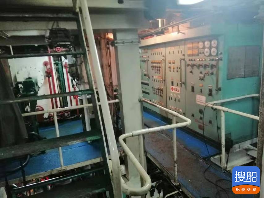 出售1000吨大马力日本活鱼船 福建 宁德市-3.jpg
