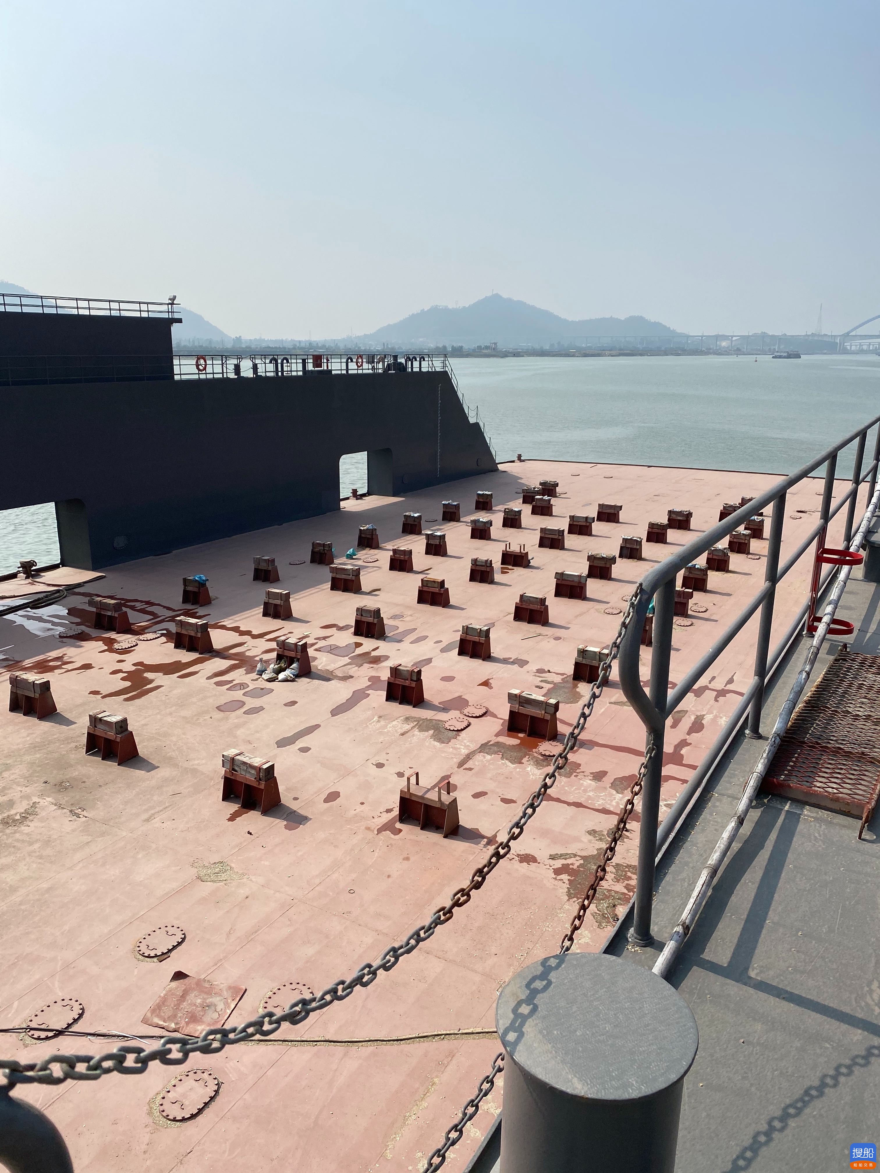 出售浮船坞  香港-2.jpg
