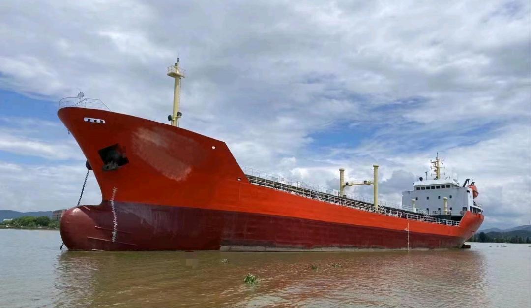 出售50000吨在建油化船Sale of 50,000-ton oil tanker under construction 福建 福州-2.jpg