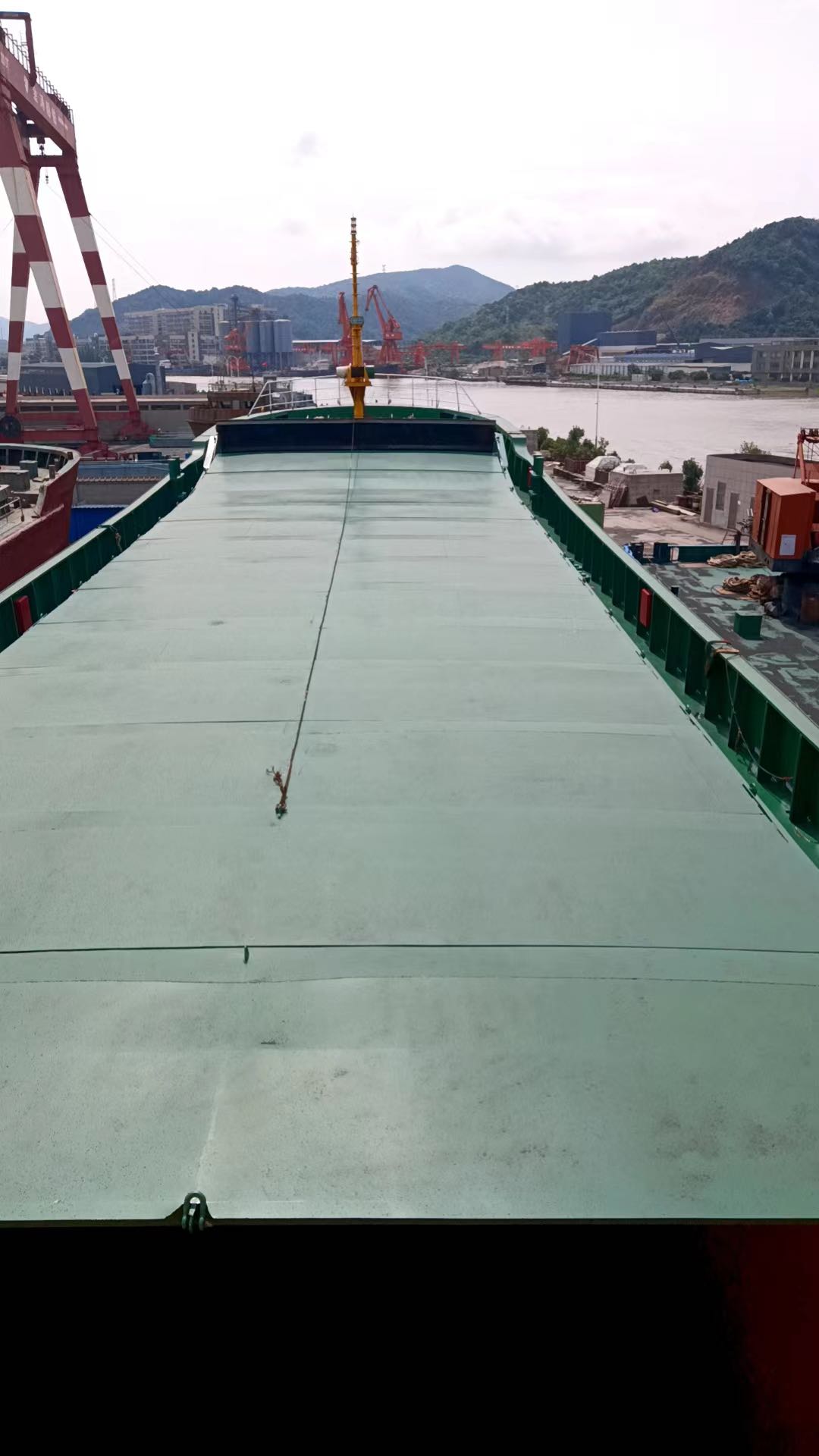 出售实载1800吨散货船 2020年12月中国连云港建造 福建 宁德市-2.jpg