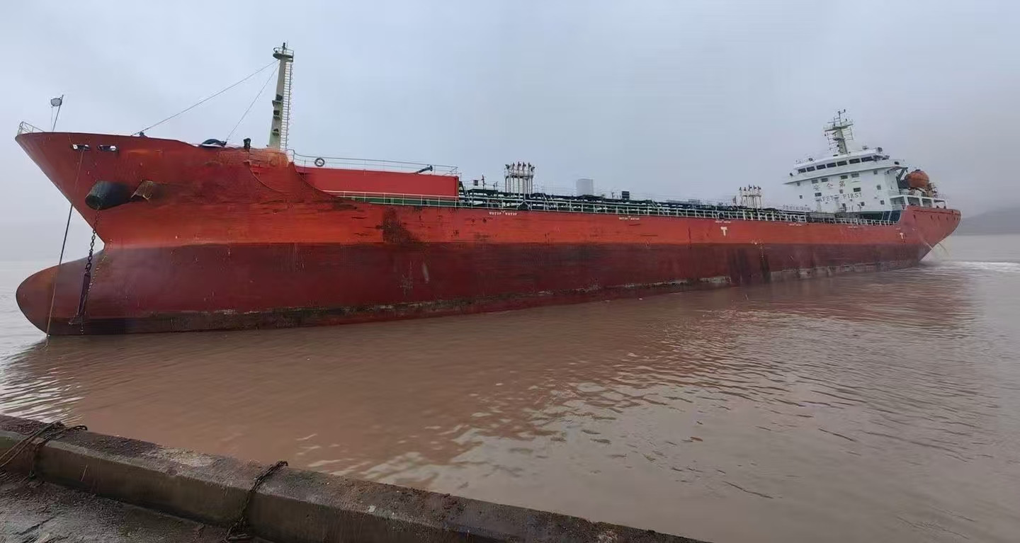 出售2012年造10500吨一级油船 广东 深圳市-2.jpg