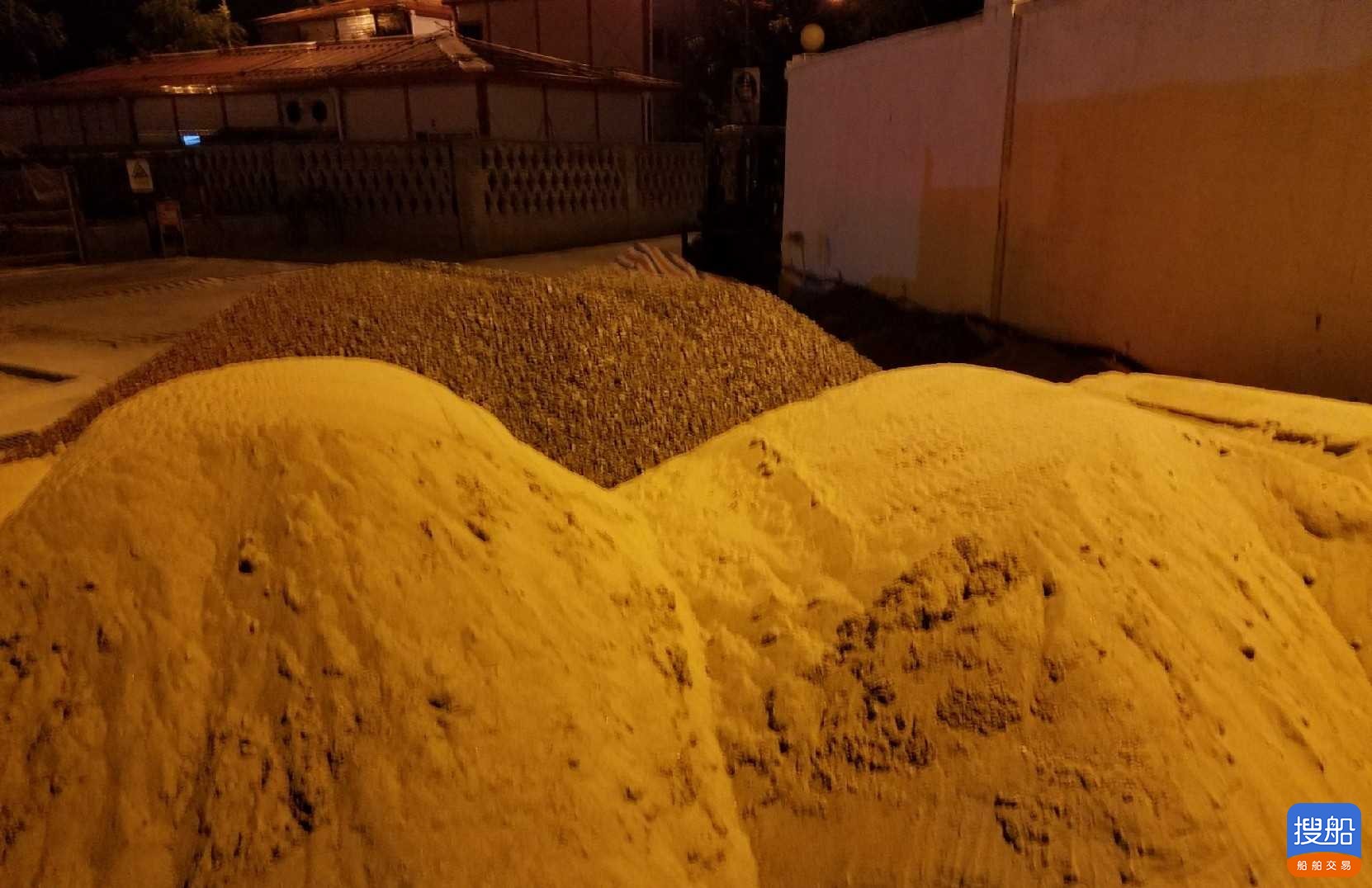 5000吨沿海自卸砂船 江苏 南京市-2.jpg