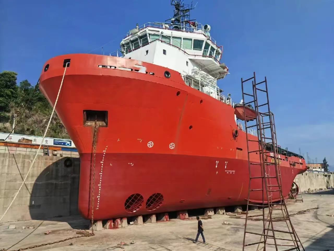 出售10800马力三用拖轮  香港-2.jpg