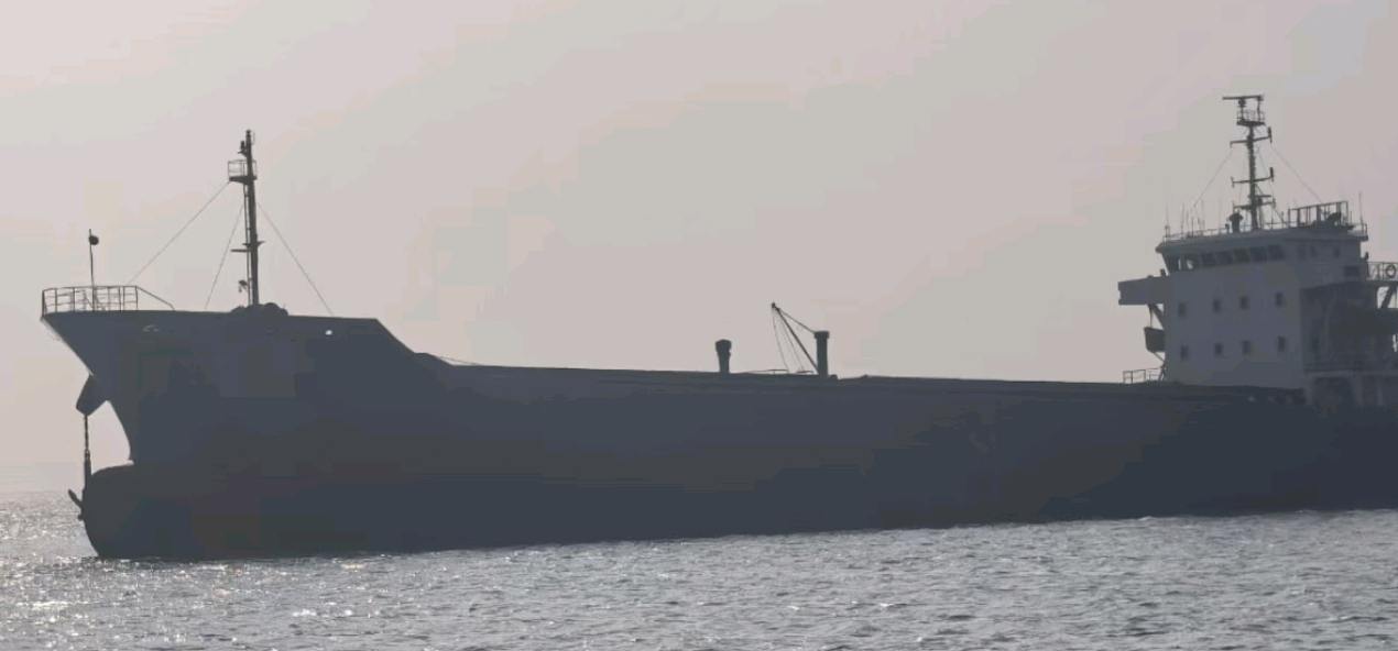 出售5000吨散货船Sell 5000-ton bulk carrier double hull 福建 福州市-2.jpg