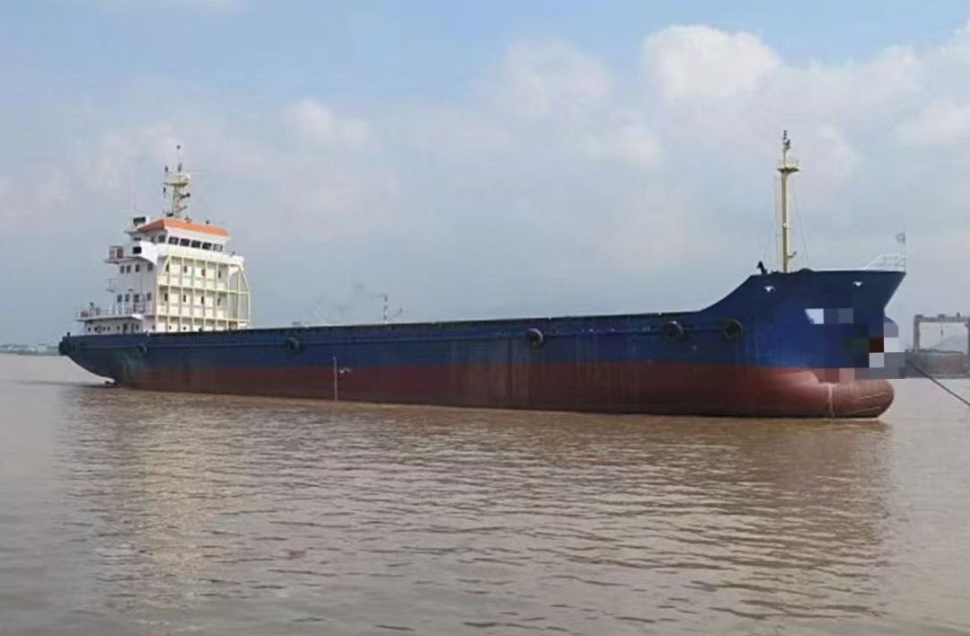 出售：2400吨集装箱船 建造年份：2011年 福建 宁德市-2.jpg