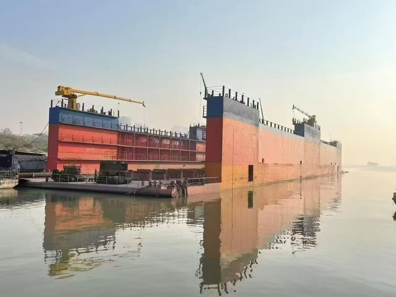 出售2019年造2600举力内河浮船坞 广东 深圳市-2.jpg