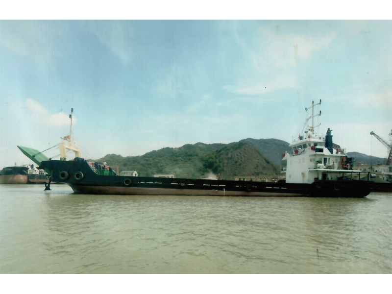Z190【出售】500吨近海后驾驶甲板驳船（LCT）出售  上海-2.png