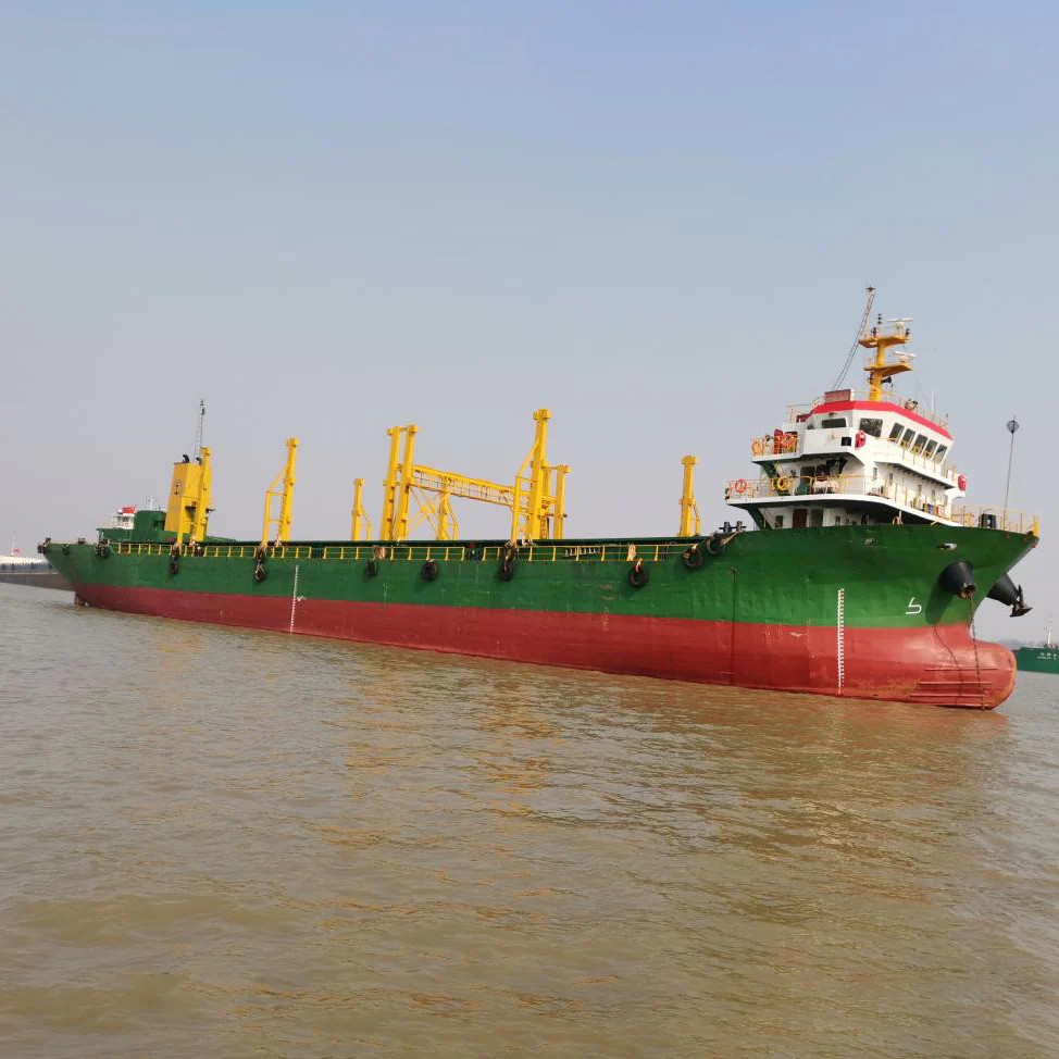 2011 年建造 4300 载重吨 380TEU 集装箱船 江苏 南京市-2.jpg