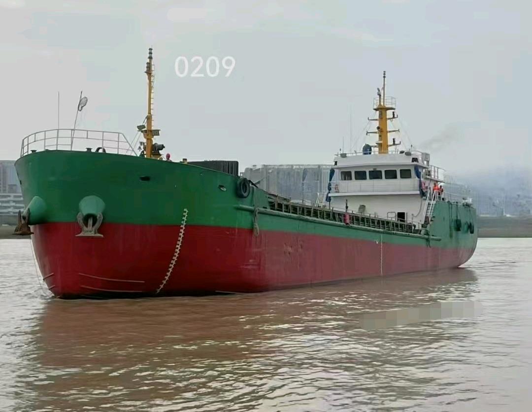 出售1800t散货船 福建 宁德市-2.jpg