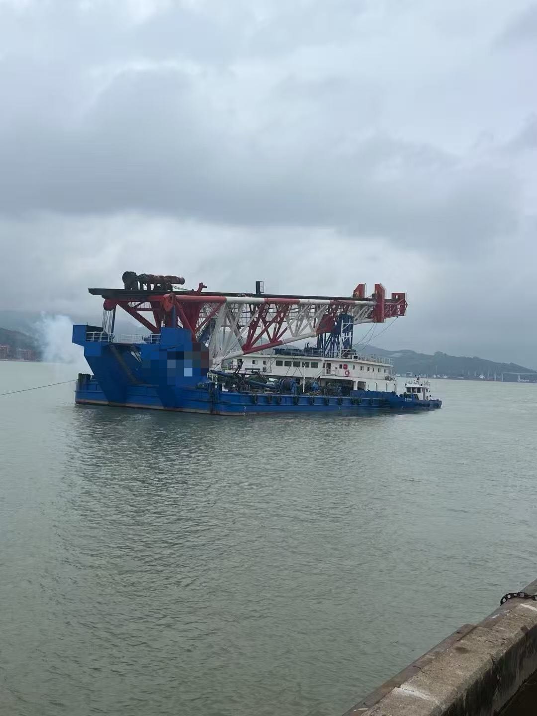 出售120米桩架高度打桩船  香港-2.jpg