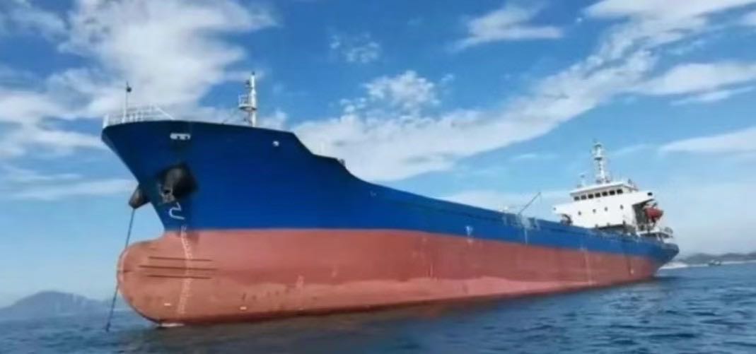 低价：出售4500吨散货船 建造年份：2008年 建造地址：中国 福建 宁德市-2.jpg