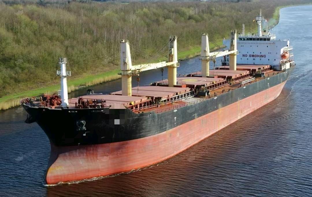 出售：56000吨散货船 For Sale: 56,000-ton Japanese-built Bulk Carrier 福建 宁德市-2.jpg