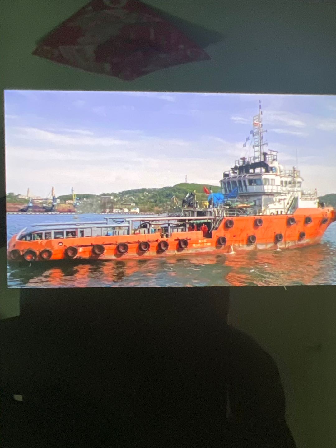 出售5222马力三用拖轮  香港-2.jpg