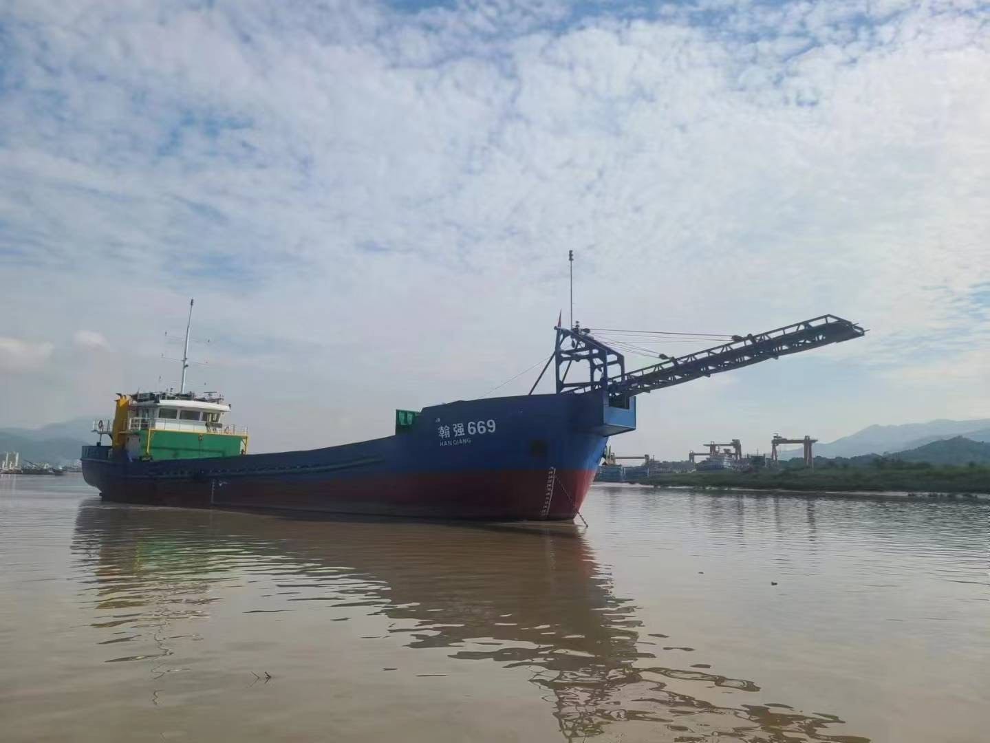出售:2021年1000吨沿海自卸砂船 福建 宁德市-2.jpg