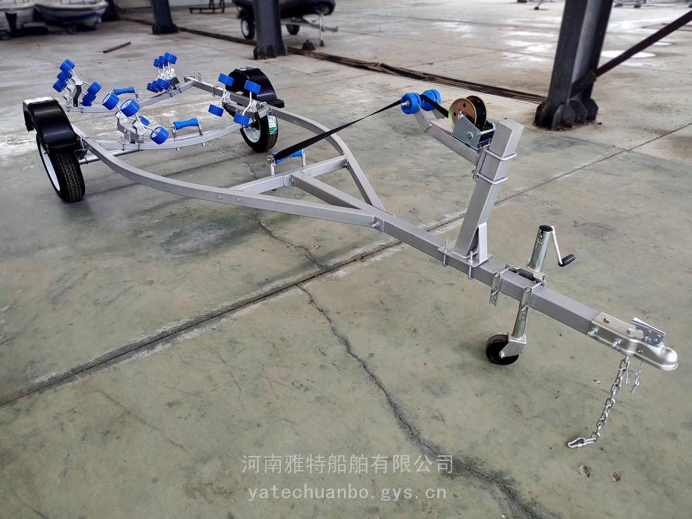 雅特冲锋舟拖车  橡皮艇拖车 船艇拖车 河南 驻马店市-2.jpg