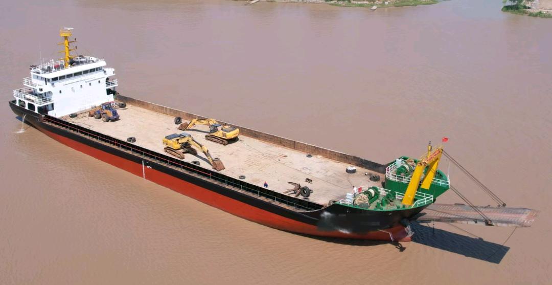 出售3500吨后驾驶甲板驳Sell 3500 tons of back-deck barge 福建 福州市-2.jpg