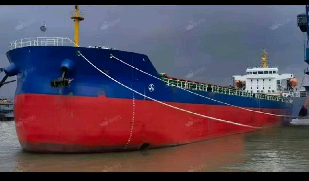 出售23000吨散货船Sell 23,000-ton bulk carriers 福建 福州市-2.jpg