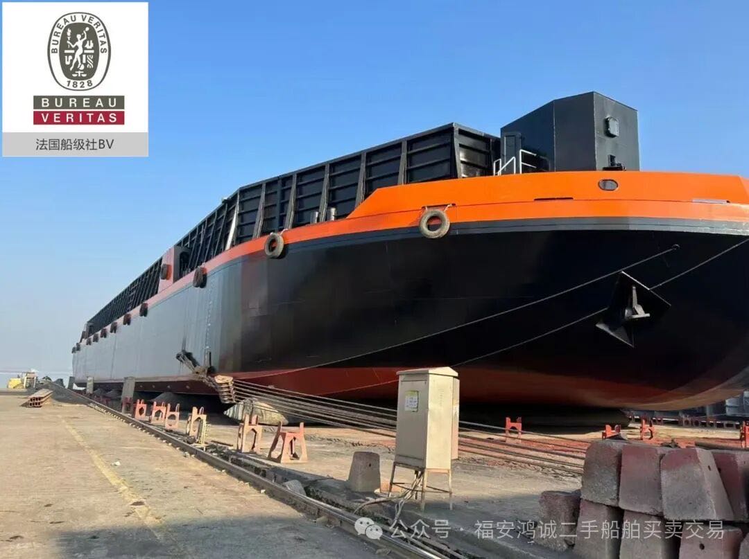 出售10000吨 无动力甲板驳船 10,000-ton deck barge for sale 建造年份：2025年 福建-2.jpg