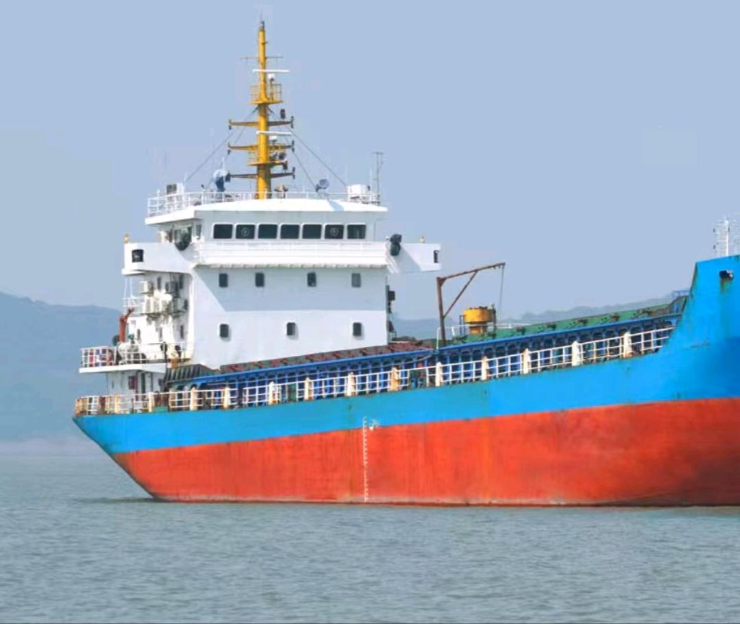 出售4500吨散货船Sell 4500-ton bulk carrier 福建 福州市-2.jpg